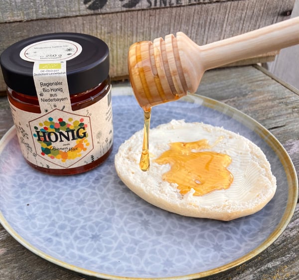 Honiglöffel aus eigener Herstellung